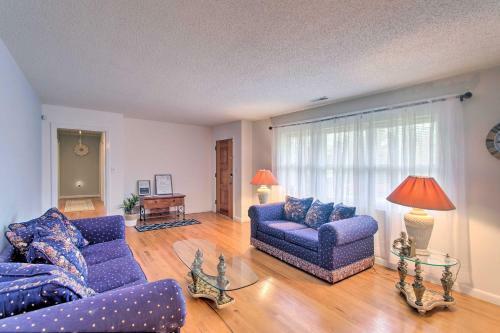 Charming Waycross Getaway With Recreation Room