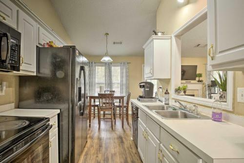 Idyllic Bethlehem Home Deck And Spacious Yard!