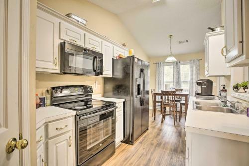 Idyllic Bethlehem Home Deck And Spacious Yard!