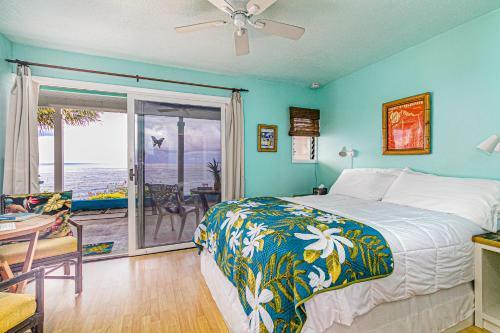 Hale Kai Hawaii Suites - Heritage Room