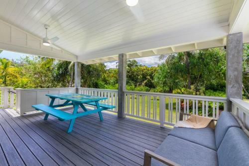 Ka Hale Olu At Anini Beach Home