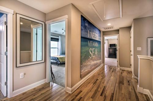 Bright Tybee Island Townhome Walk To Beach!