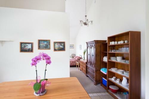 Hostal Bears' Place Guest House