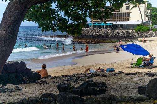 Kona By The Sea By Casago