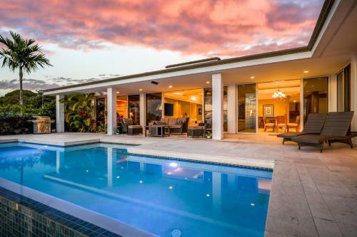 Dolphin House - Hawaii