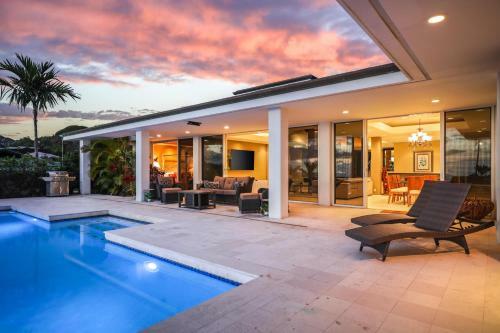 Dolphin House - Hawaii