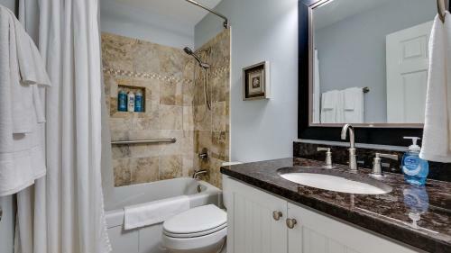 Refresh At Rivermist-pool-two Units-great Outdoor Space
