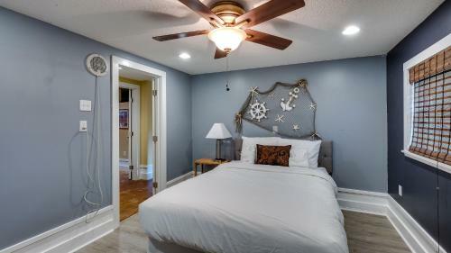 Refresh At Rivermist-pool-two Units-great Outdoor Space