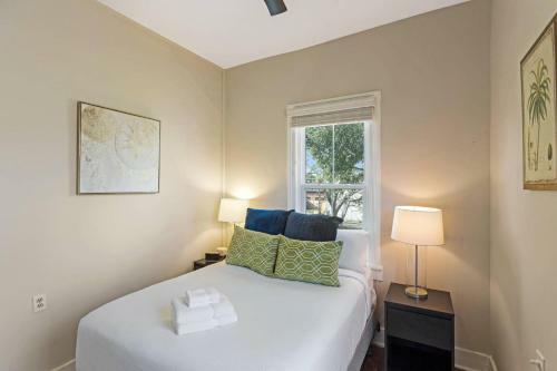 Montgomery House Upper By Lucky Savannah