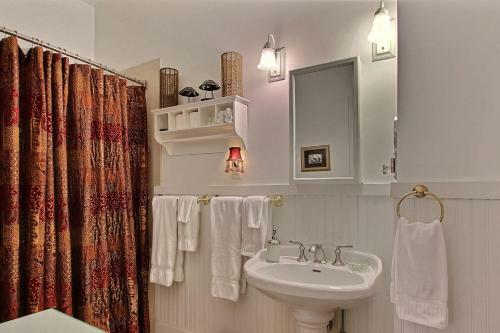 Bed & Breakfast Green Palm Inn