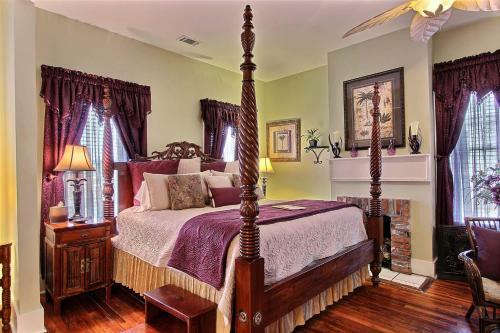 Bed & Breakfast Green Palm Inn