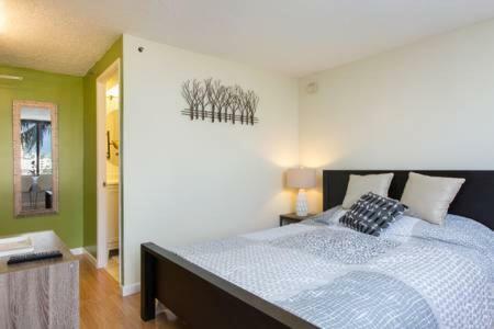 Apartamento Hawaiian Monarch Upgraded Modern Studio