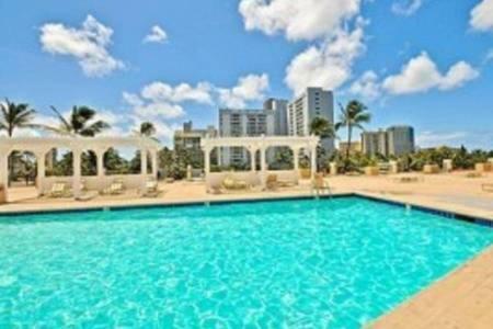 Apartamento Hawaiian Monarch Upgraded Modern Studio