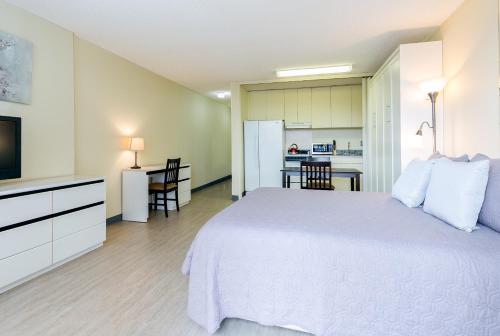 Apartamento Fairway Villa 30 Day Minimum Apts