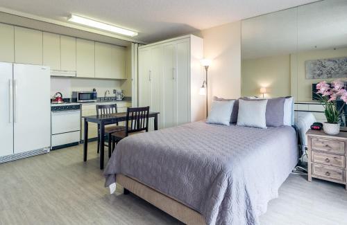 Apartamento Fairway Villa 30 Day Minimum Apts