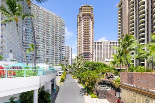 Hotel Luana Waikiki #710
