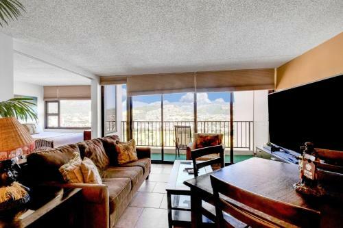 Tower 2 Suite 3201 - Qqp Home