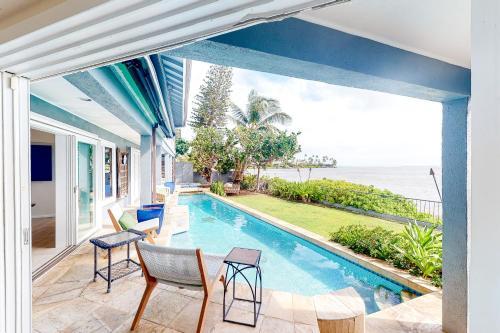 Kalanianole Estate