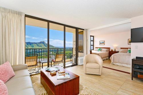 Waikiki Banyan #3511-t1