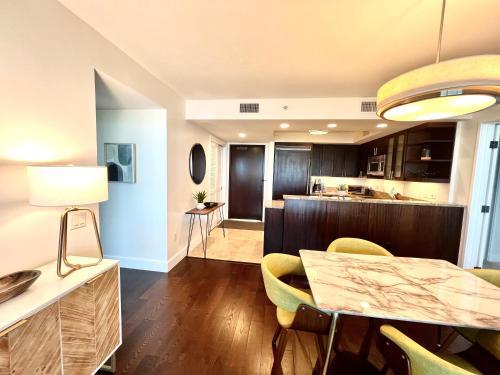 Apartamento 1551 Ala Wai Blvd #3504