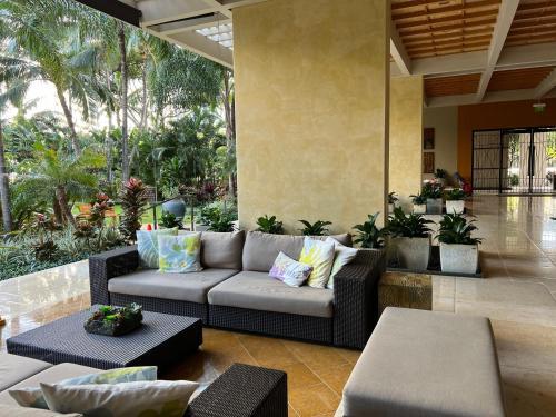 Apartamento 1551 Ala Wai Blvd #3504