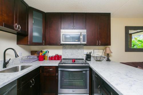 Apartamento Chateau Waikiki 607