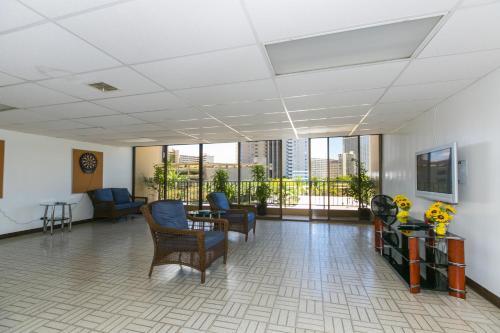 Apartamento Chateau Waikiki 607