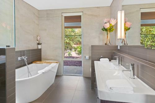 Unwind - Luxury Retreat In Central Yallingup
