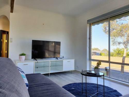 Homely Getaway In Bell Post Hill