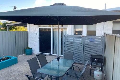 Listen To The Ocean From Courtyard. Wi-fi Included