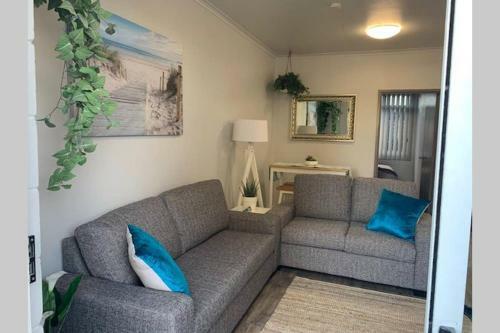 Listen To The Ocean From Courtyard. Wi-fi Included