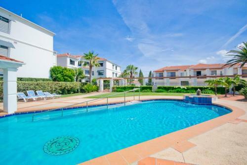 Apartamento Breakers 1/3 - 2 Bedroom Unit Ocean Views