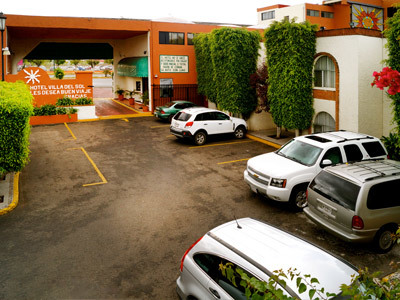 Hotel Villa Del Sol And Suites