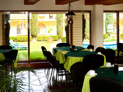 Hotel Villa Del Sol And Suites