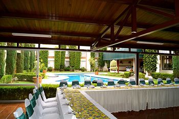Hotel Villa Del Sol And Suites