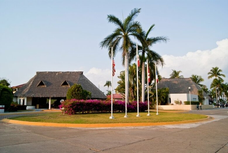 Hotel Qualton Club Ixtapa All Inclusive