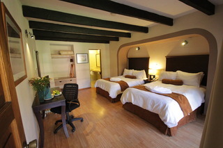 Casa Mexicana Hotel