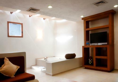 Hotel Real De Minas Poliforum