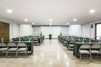 Hotel Real De Minas Express