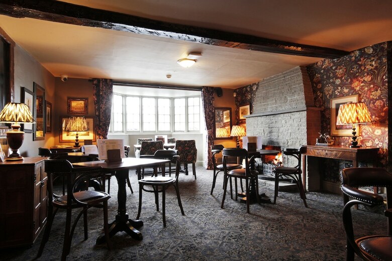 The Black Swan Hotel