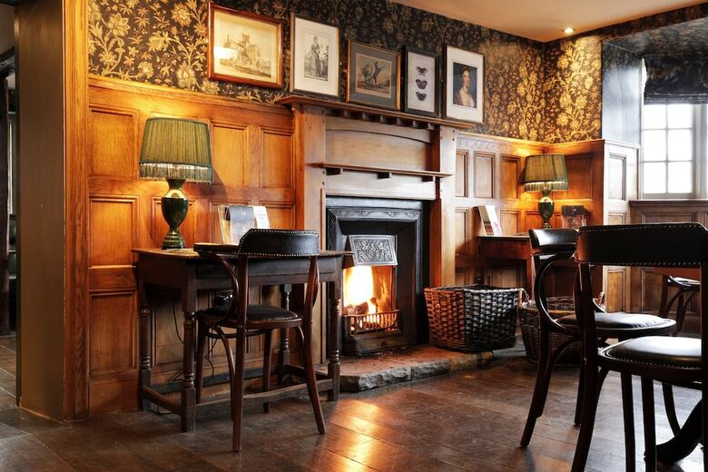 The Black Swan Hotel
