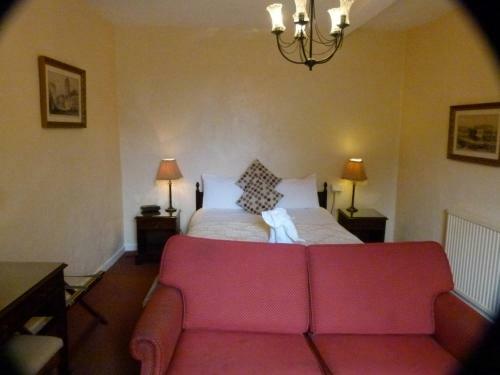 Hotel George & Dragon Inn