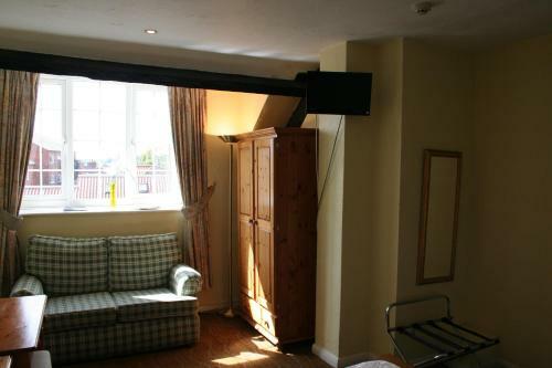 Hotel George & Dragon Inn