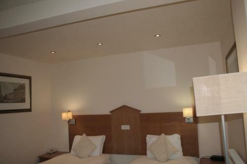 Hotel George & Dragon Inn