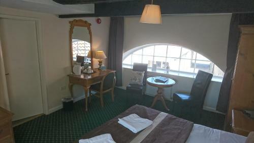 Hotel George & Dragon Inn