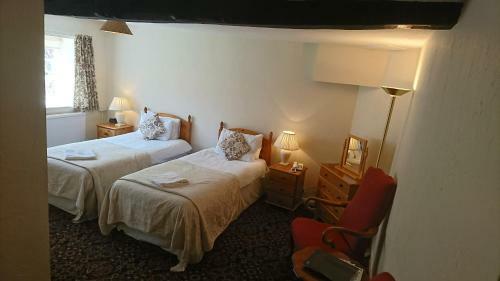 Hotel George & Dragon Inn