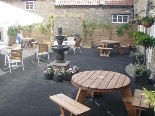 Hotel George & Dragon Inn