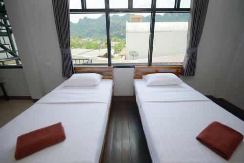 Hotel ???????? Rattanapong