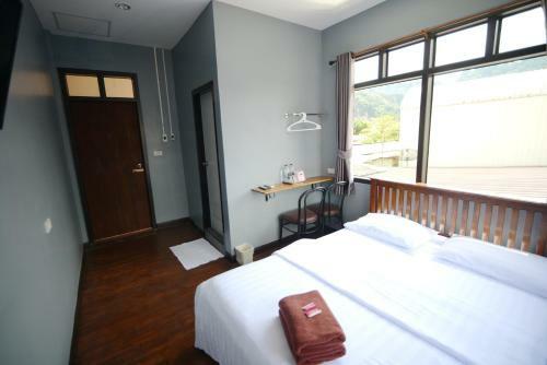 Hotel ???????? Rattanapong