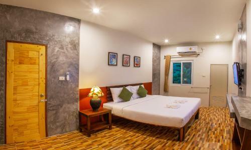 Hotel Phangnga Keeree Resort & Gallery
